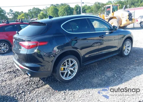 2019 Alfa Romeo Stelvio Ti Awd из США, поврежденный, VIN ZASPAKBN5K7C71654